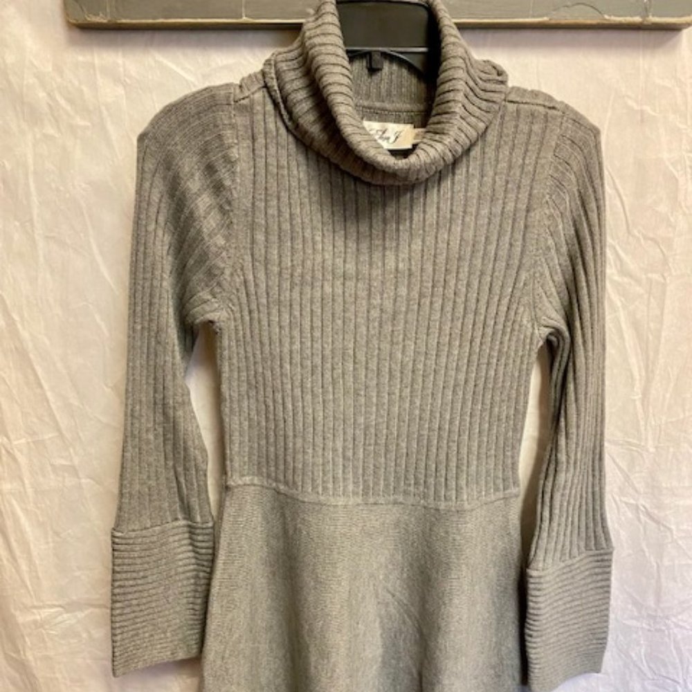 Eliza J Grey Cowl Neck Dress Sz Small